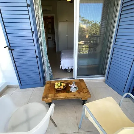 公寓 Retro N' Boujee 1br Apt With Pool And Balcony Geroskipou