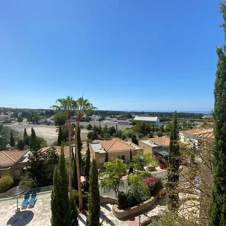 公寓 Retro N' Boujee 1br Apt With Pool And Balcony Geroskipou