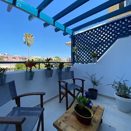 Retro N' Boujee 1br Apt With Pool And Balcony Lejlighed *