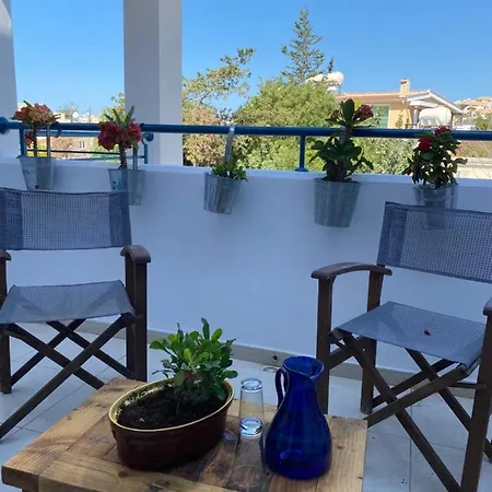 Retro N' Boujee 1br Apt With Pool And Balcony *